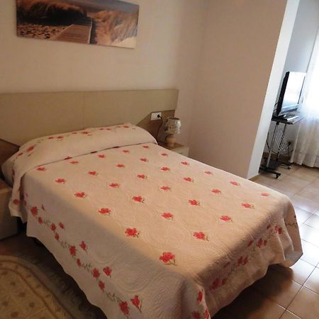 Tarragona Apartment Roses Exterior foto